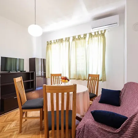 3 Bedroom Apartment For 5 People Zadar Exterior photo