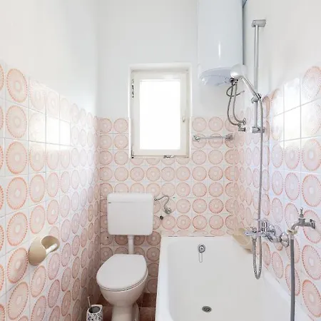 3 Bedroom Apartment For 5 People Zadar Exterior photo