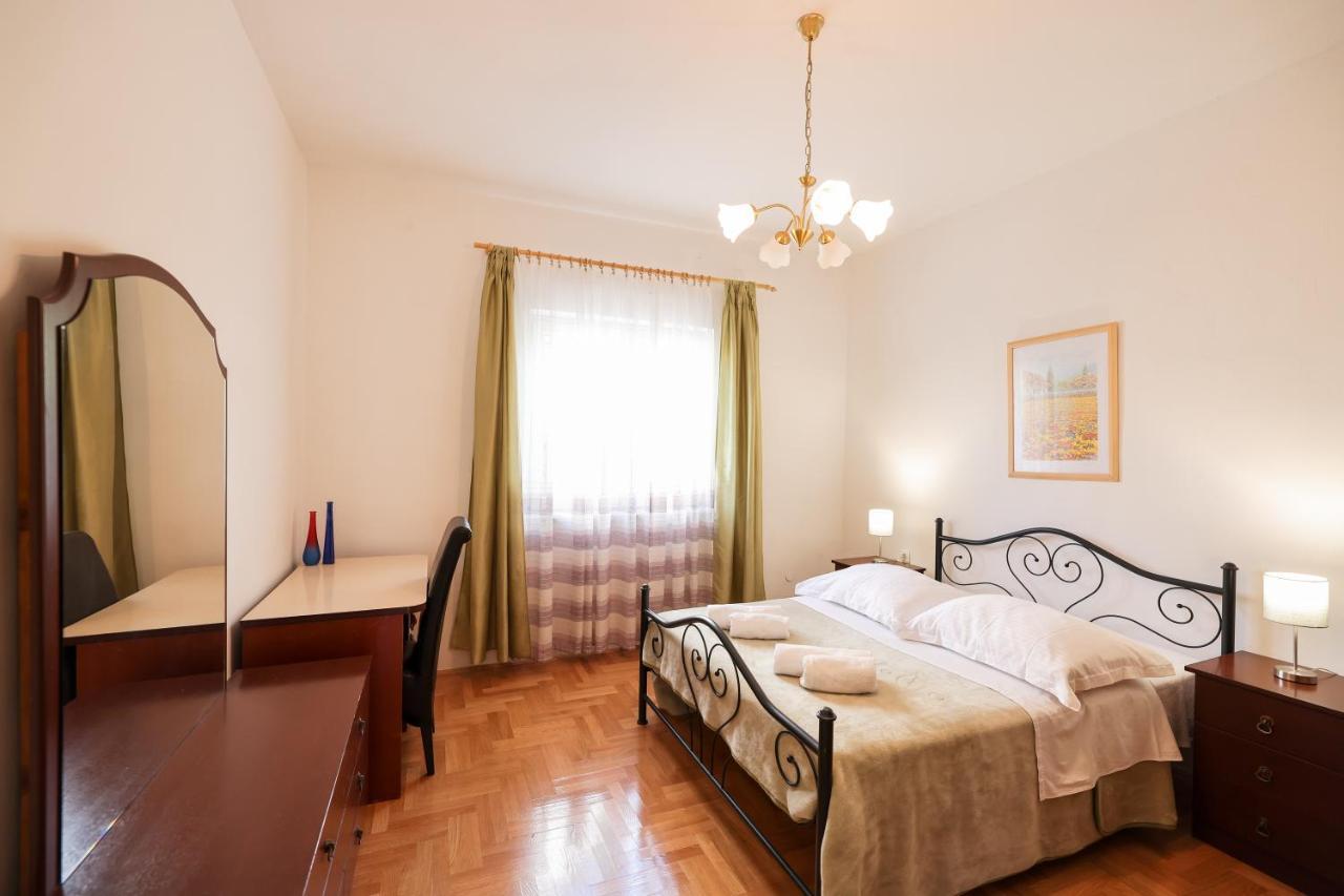 3 Bedroom For 5 People Apartment Zadar